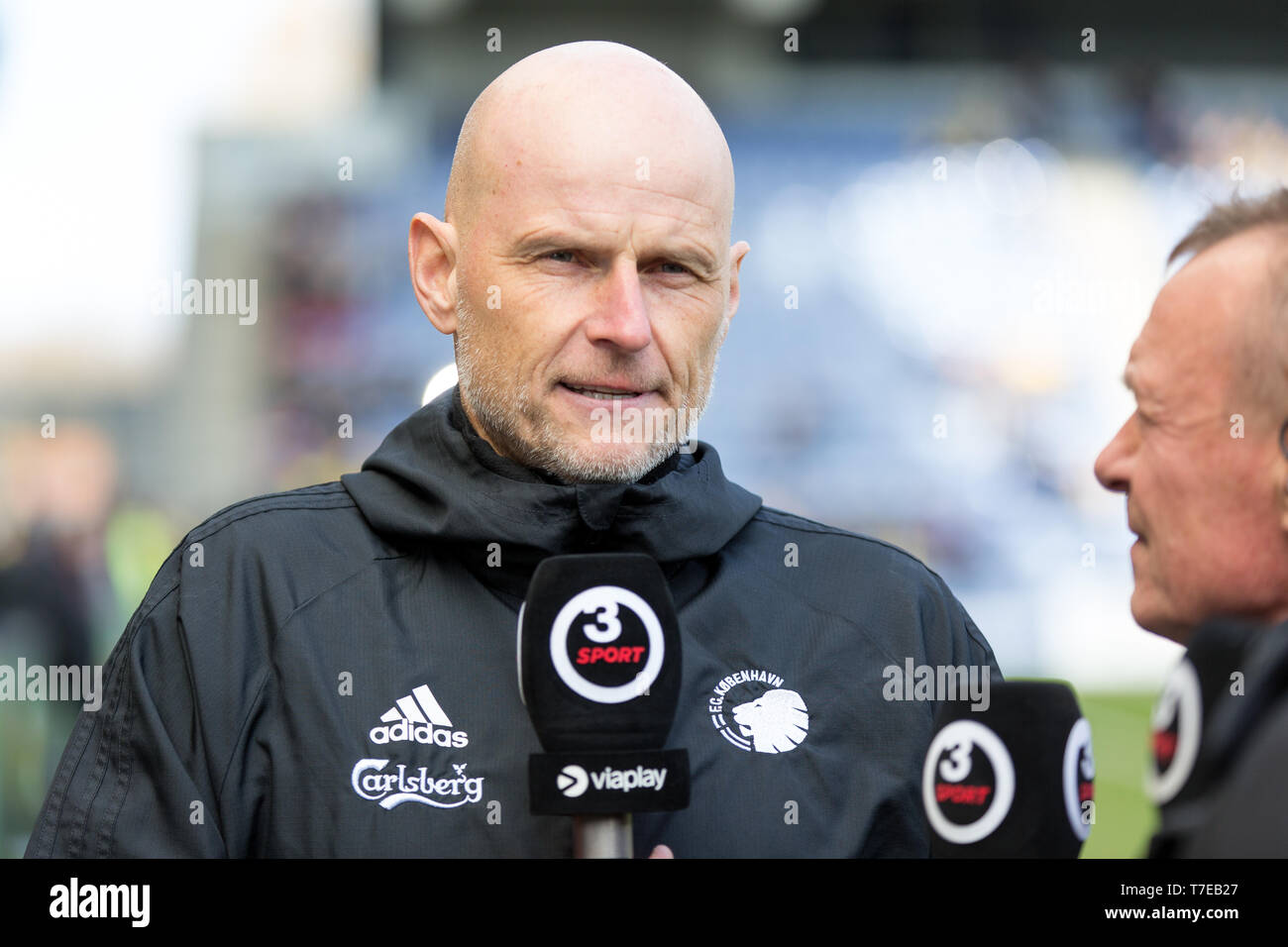 Denmark, Brøndby - April 14, 2019. FC Copenhagen manager Ståle Solbakken is  being interviewed before the Danish