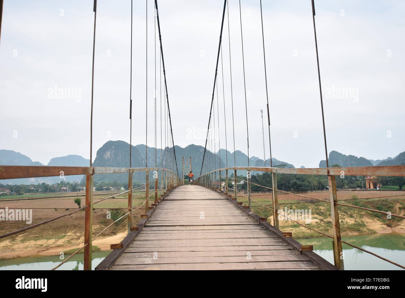 rope bridge, Phong Nha-Ke Bang National Park, Bo Trach Ditstict, Vietnam Stock Photo