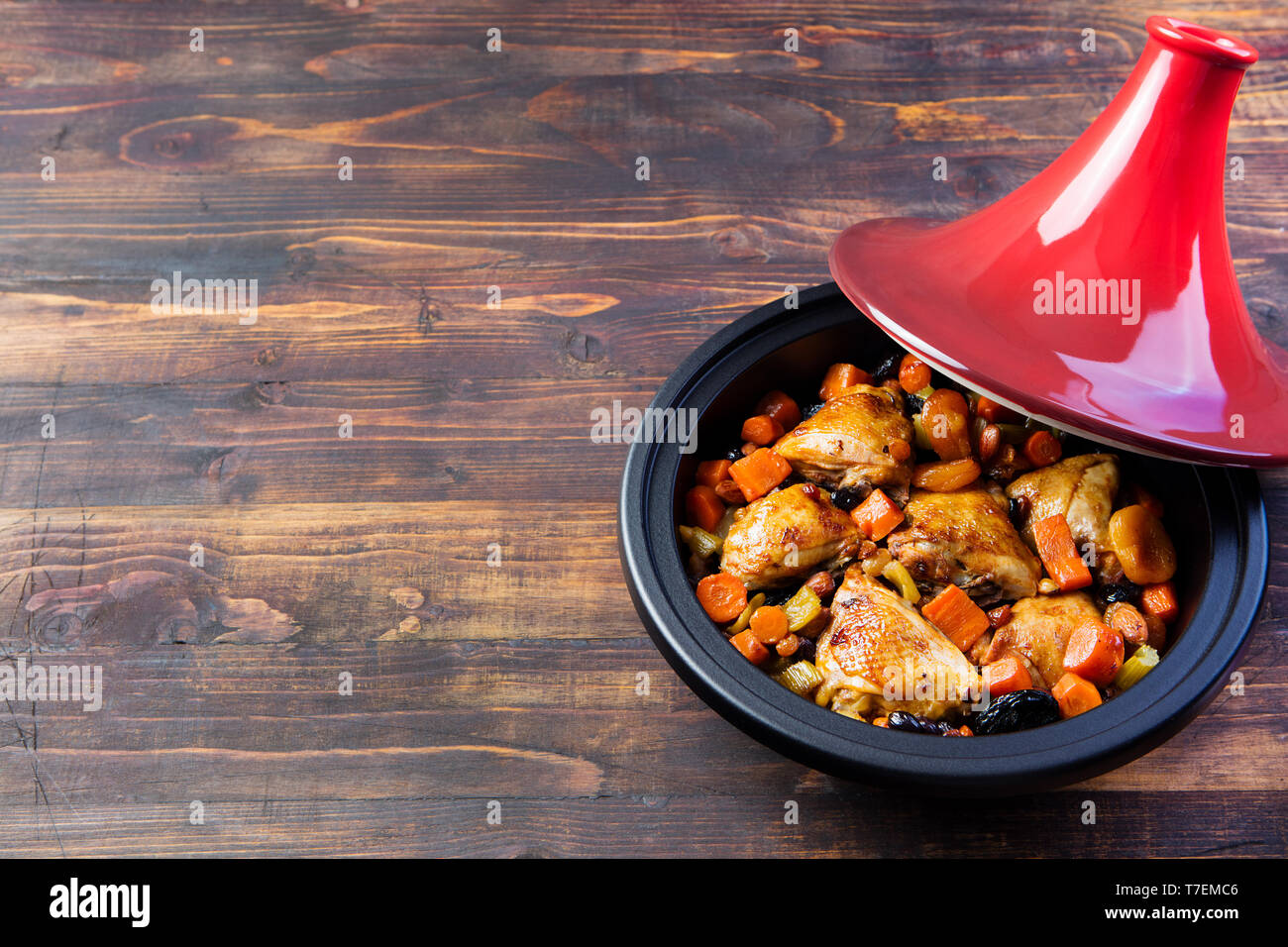 Harissa chicken couscous hires stock photography and images Alamy
