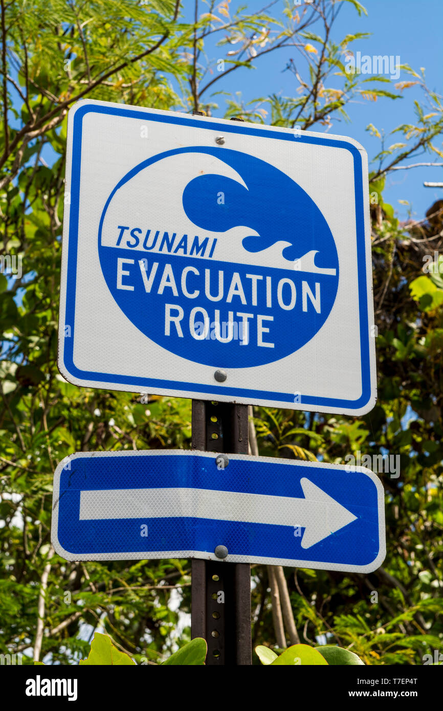 Tsunami Warning Evacuation Sign, Sandy Point National Wildlife Refuge ...