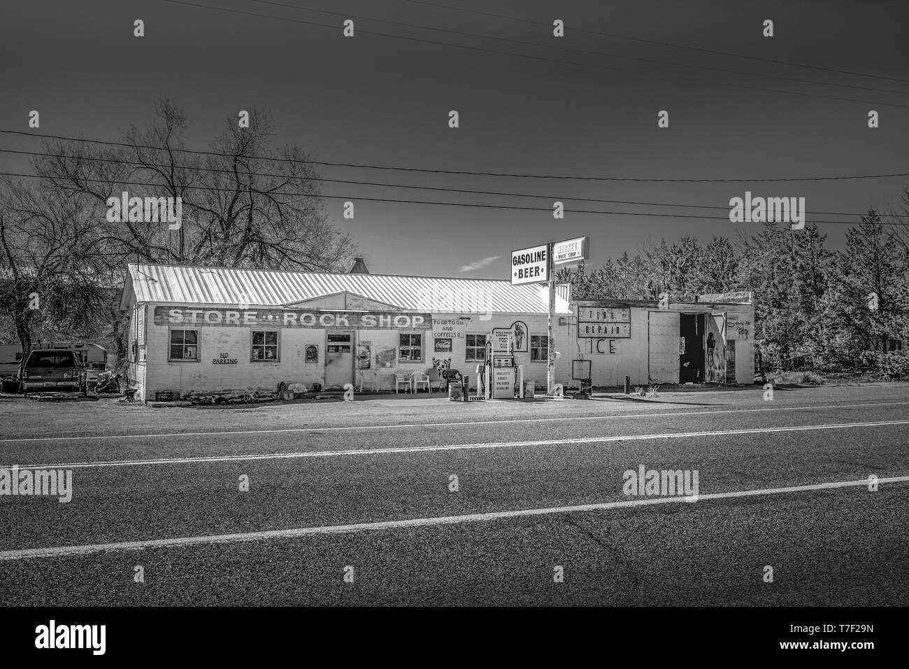 Old gas station in Benton - BENTON, USA - MARCH 29, 2019 Stock Photo