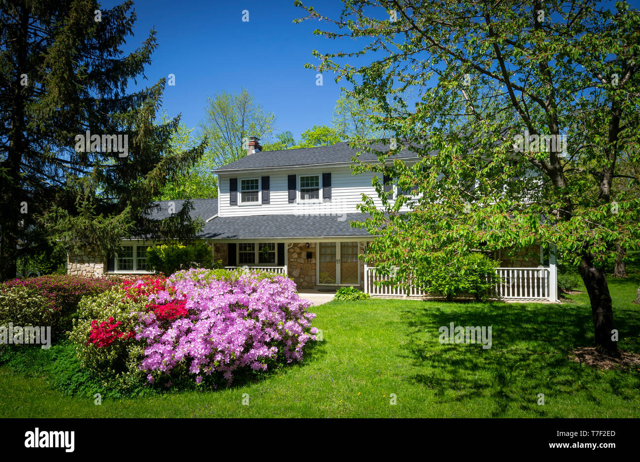 Single Family Home In Residential Suburban Neighborhood, Pennsylvania, USA Stock Photo