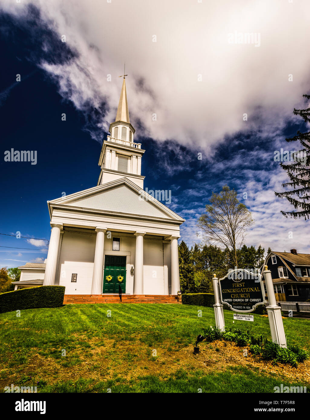 First Congregational Church Windsor Farms Historic District South