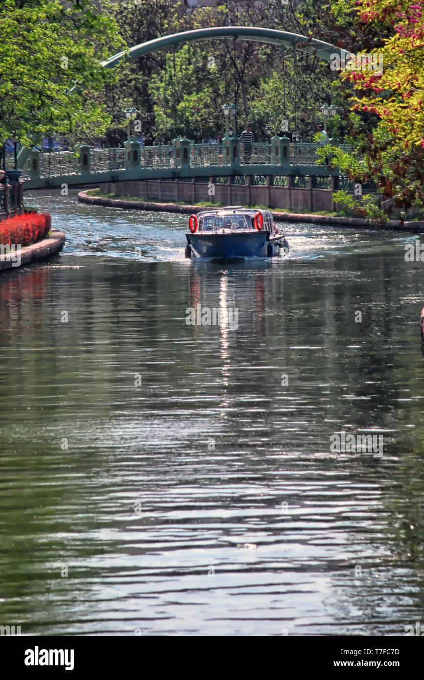 Eskisehir gondola hi-res stock photography and images - Alamy