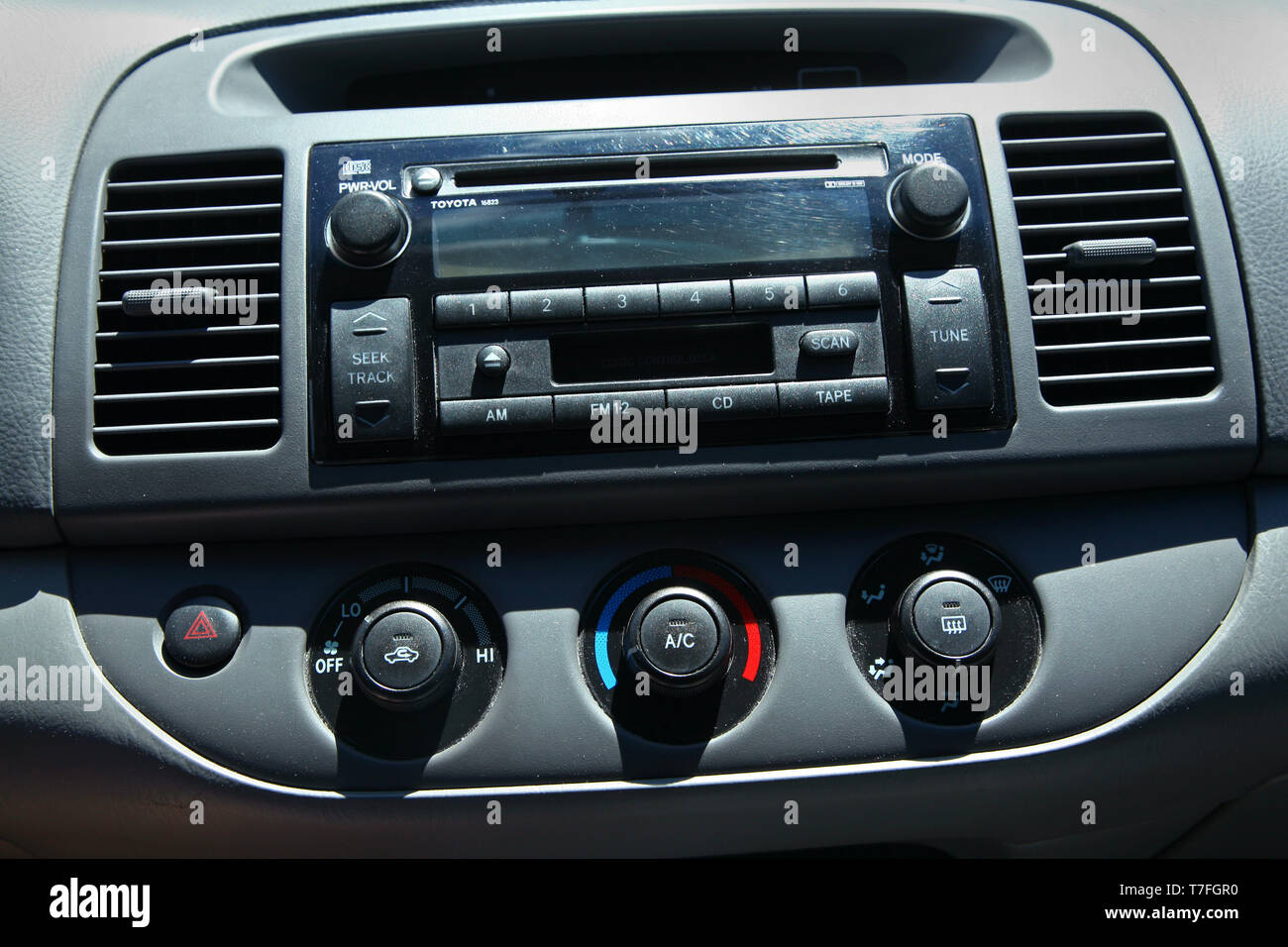 toyota camry dashboard