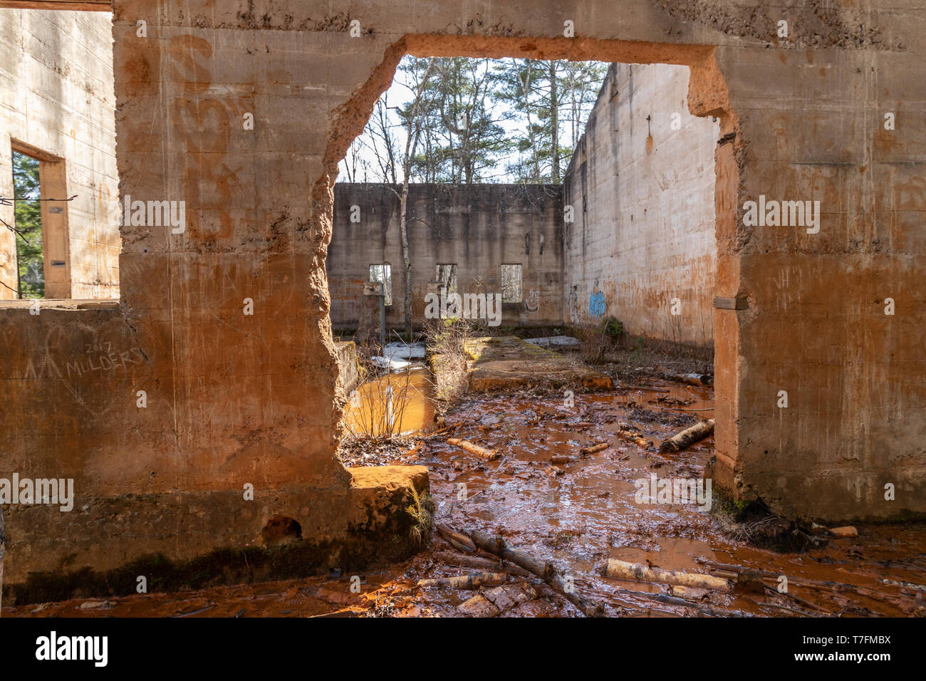 Abandoned power house at Banning State Park near Sandstone, MN Stock Photo Alamy