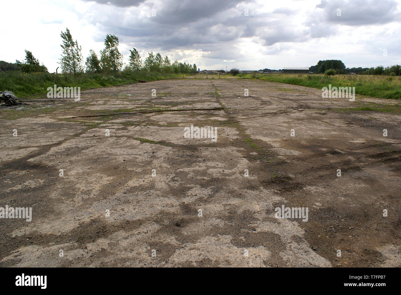 ww2 military airfield perimeter track, handley page halifax bomber station, RAF breighton Stock Photo