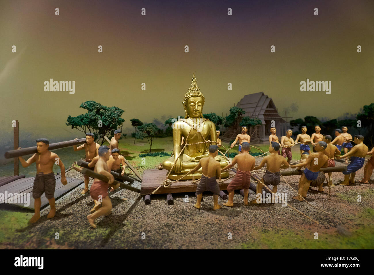 A diorama depicting moving the giant Buddha statue at the Golden Buddha