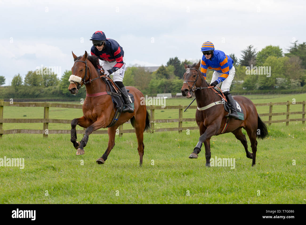 Point To Point Racing Hunts point hi-res stock photography and images - Alamy