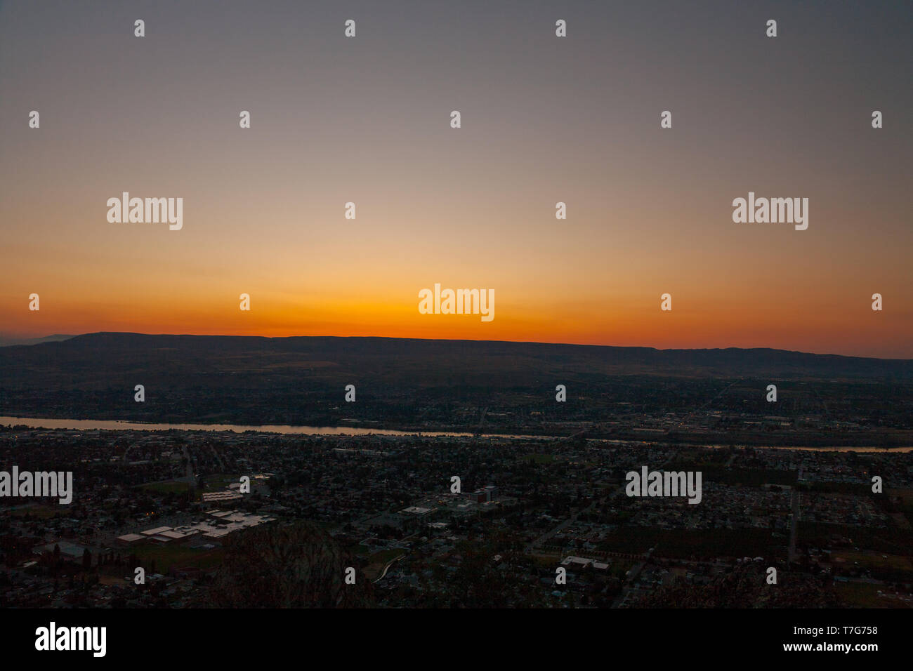 Swakane wildfire hires stock photography and images Alamy