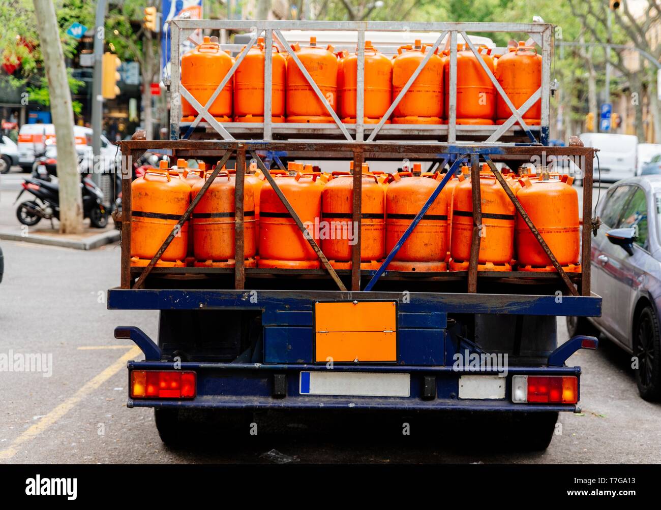 Butane delivery truck hires stock photography and images Alamy