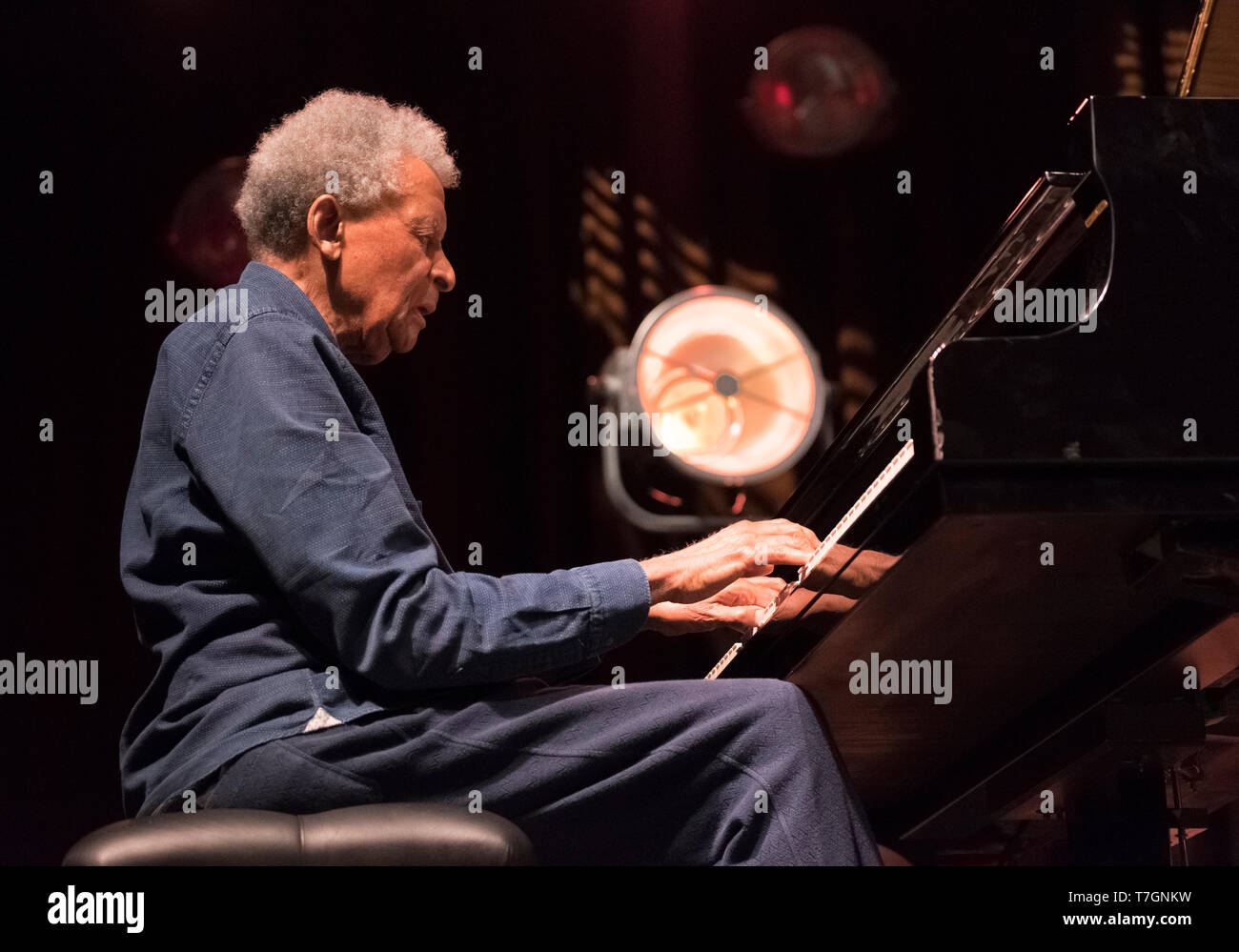 Abdullah Ibrahim Playing Piano Hi Res Stock Photography And Images Alamy Abdullah Ibrahim Playing Piano Hi Res Stock Photography And Images Alamy
