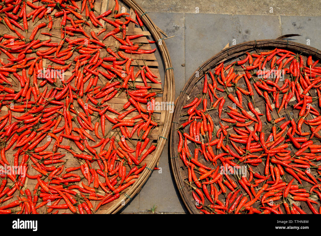 Peppers lots hi-res stock photography and images - Alamy