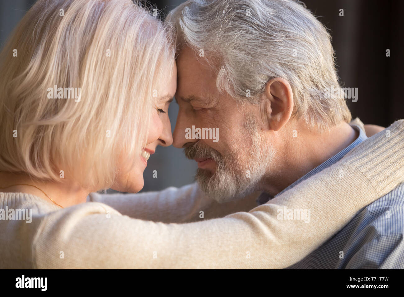 Mature love hi-res stock photography and images picture