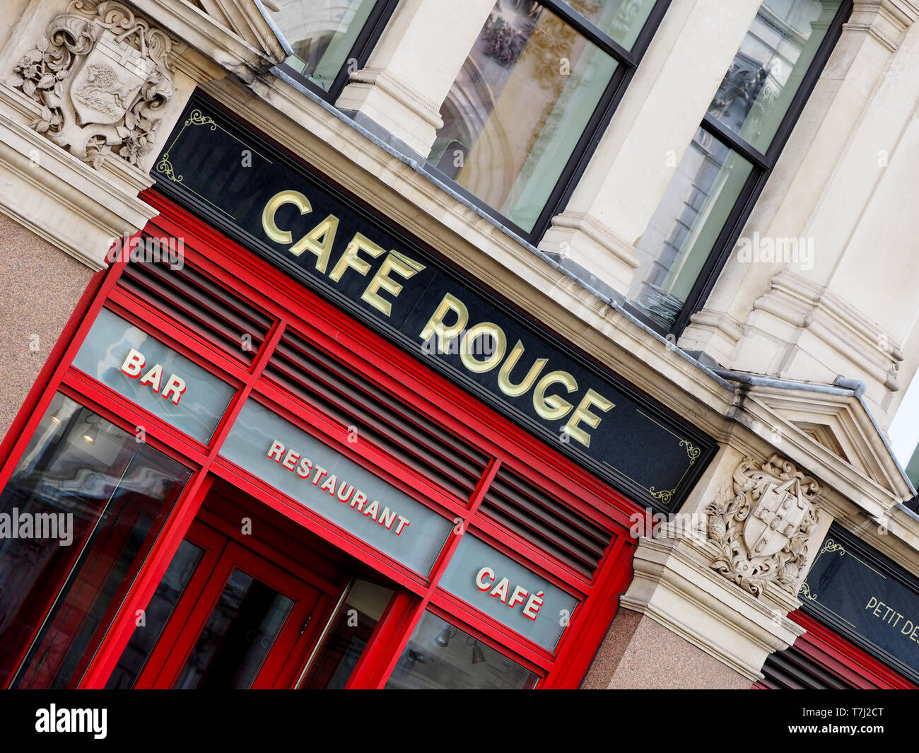 Cafe rouge london hi-res stock photography and images - Alamy
