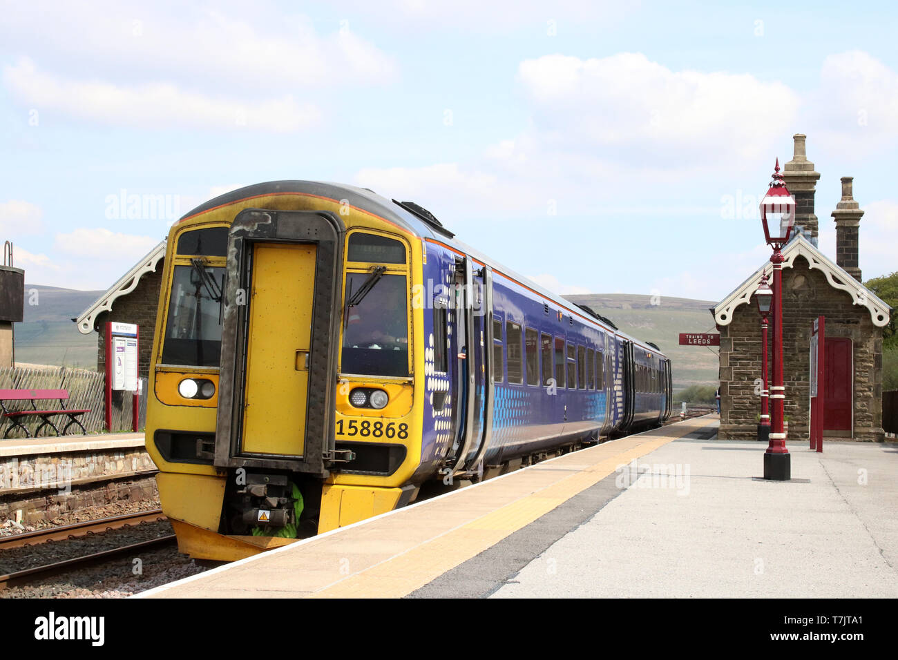 Old scotrail livery hi-res stock photography and images - Alamy