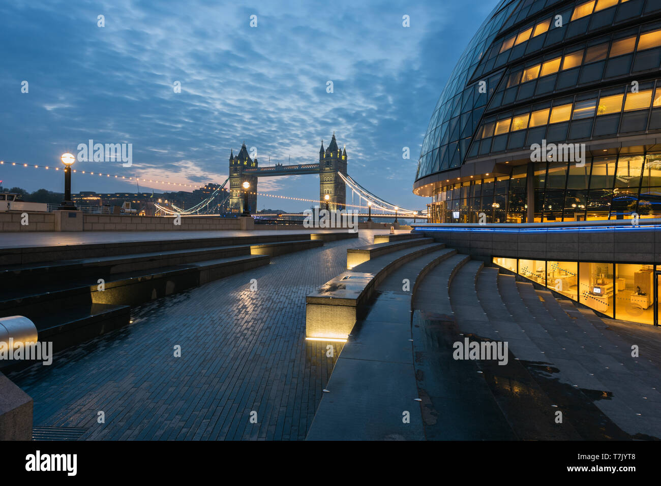 Night view of the Tower Bridge in London Stock Photo