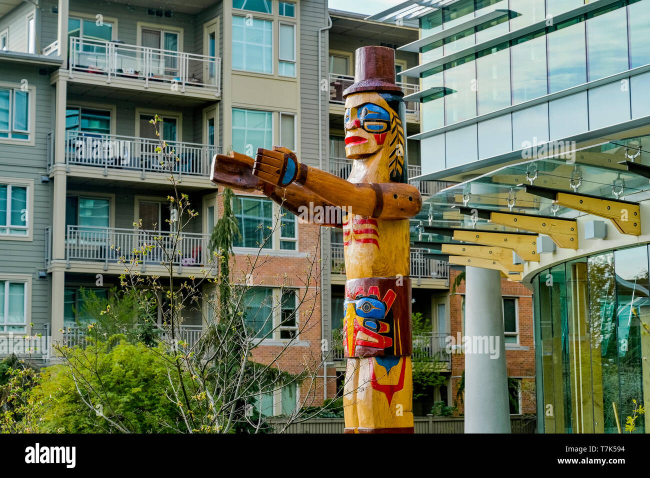 Coast salish art hires stock photography and images Alamy