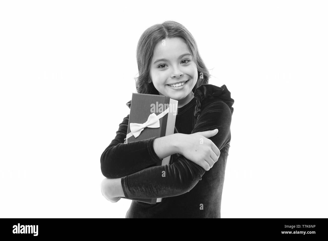 амазон клиенты. доставщик с коробкой в руках. Enjoy receiving. фото девушка показывает окей. косметический массаж.