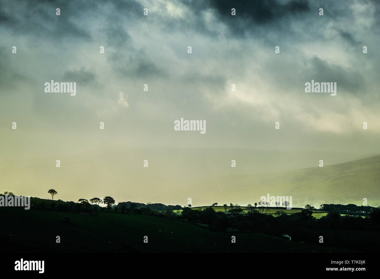 Ceredigion Wales UK, Wednesday 08 May 2019 UK Weather: A grey, cloudy and cold start to the day in Ceredigion Wales, as wet weather unsettled conditions roll in over the hills of this rural welsh county photo Credit: keith morris/Alamy Live News Stock Photo