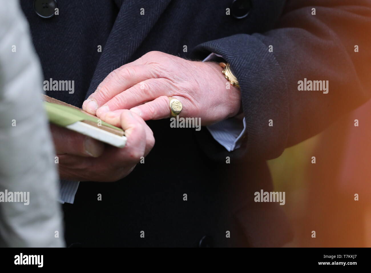 Prince charles ring deals
