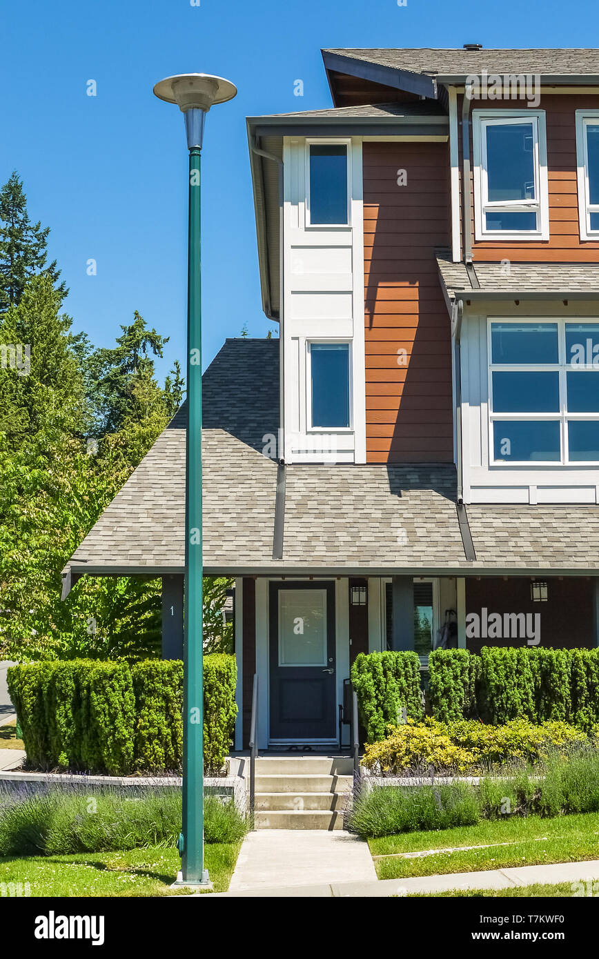Front house light pole deals