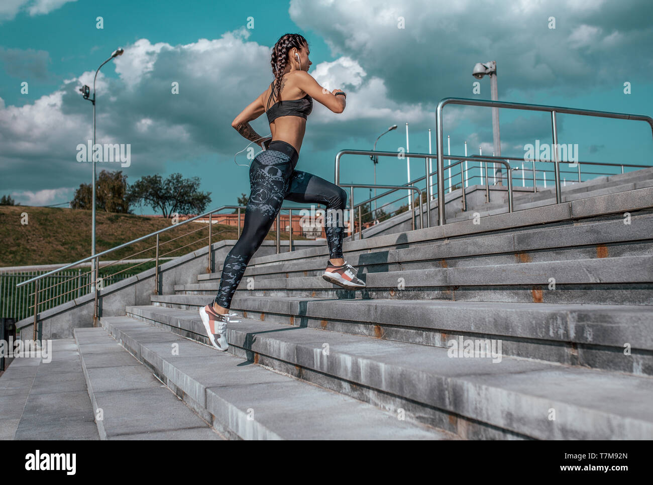 run on clouds clothing