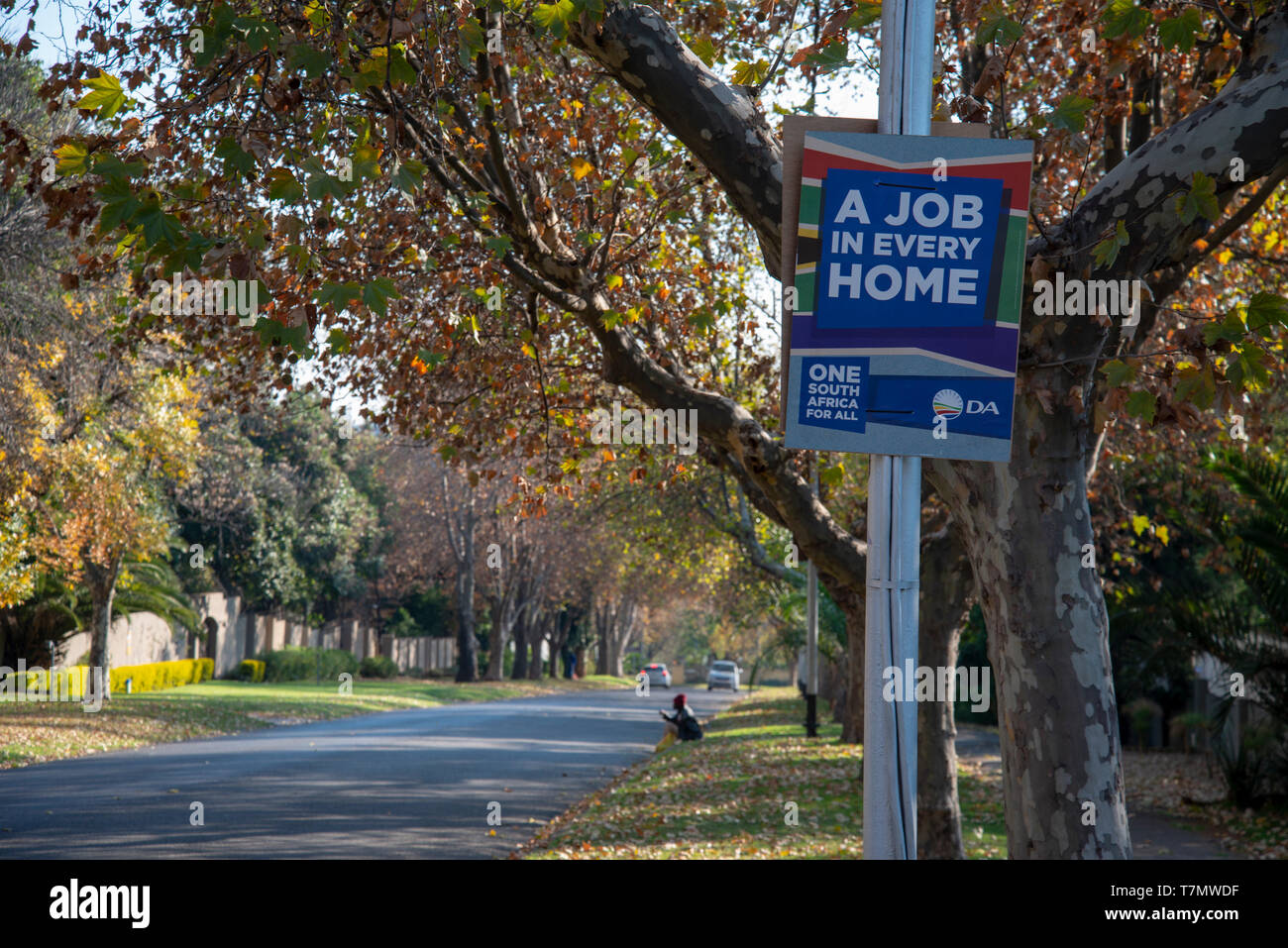 Johannesburg, South Africa, 7th May, 2019. A DA election poster is seen in Emmarentia on the eve of national elections, May 8. Credit: Eva-Lotta Jansson/Alamy Stock Photo