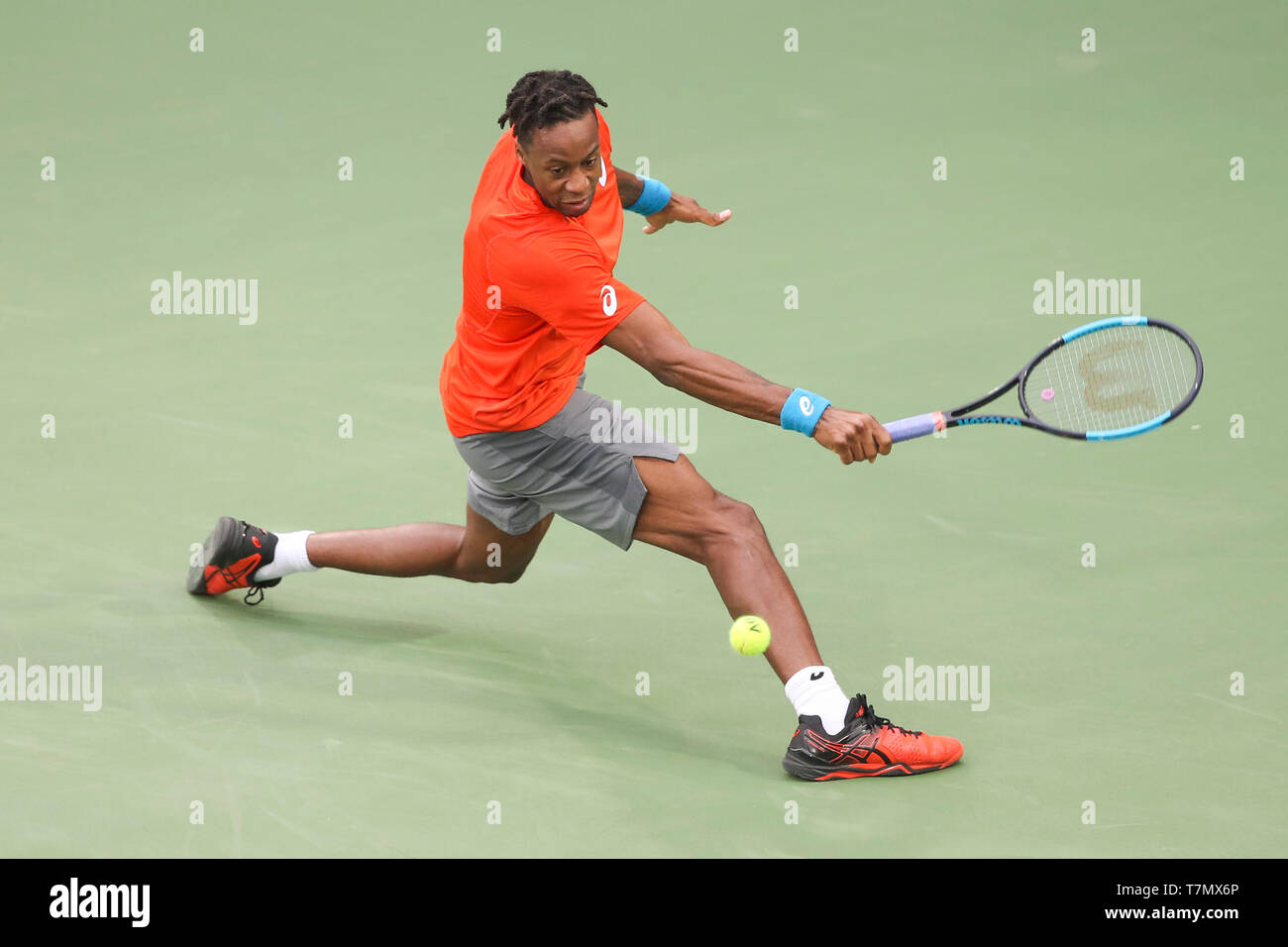 Monf Gael monfils stretching hi-res stock photography and images - Alamy