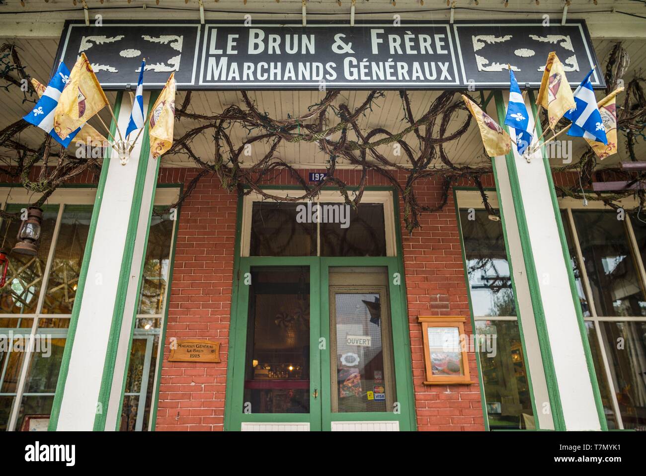 Canada, Quebec, Mauricie Region, Maskinonge, Magasin General Le Brun