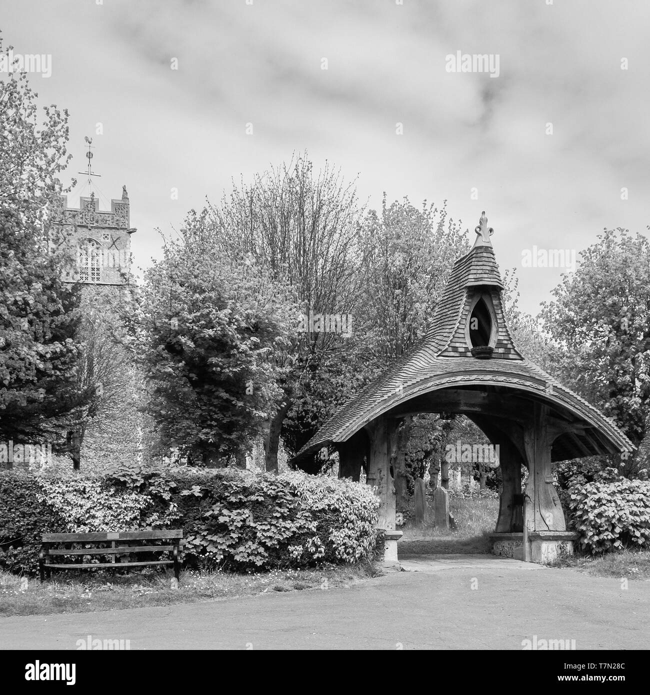 The lychgate of St Mary and St Peter in Kelsale, Suffolk, designed by Edward Schröder Prior Stock Photo