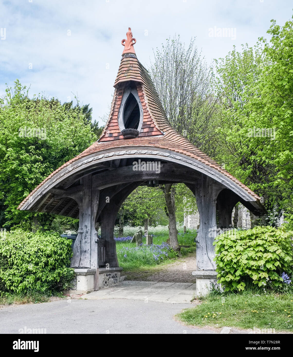 The lychgate of St Mary and St Peter in Kelsale, Suffolk, designed by Edward Schröder Prior Stock Photo