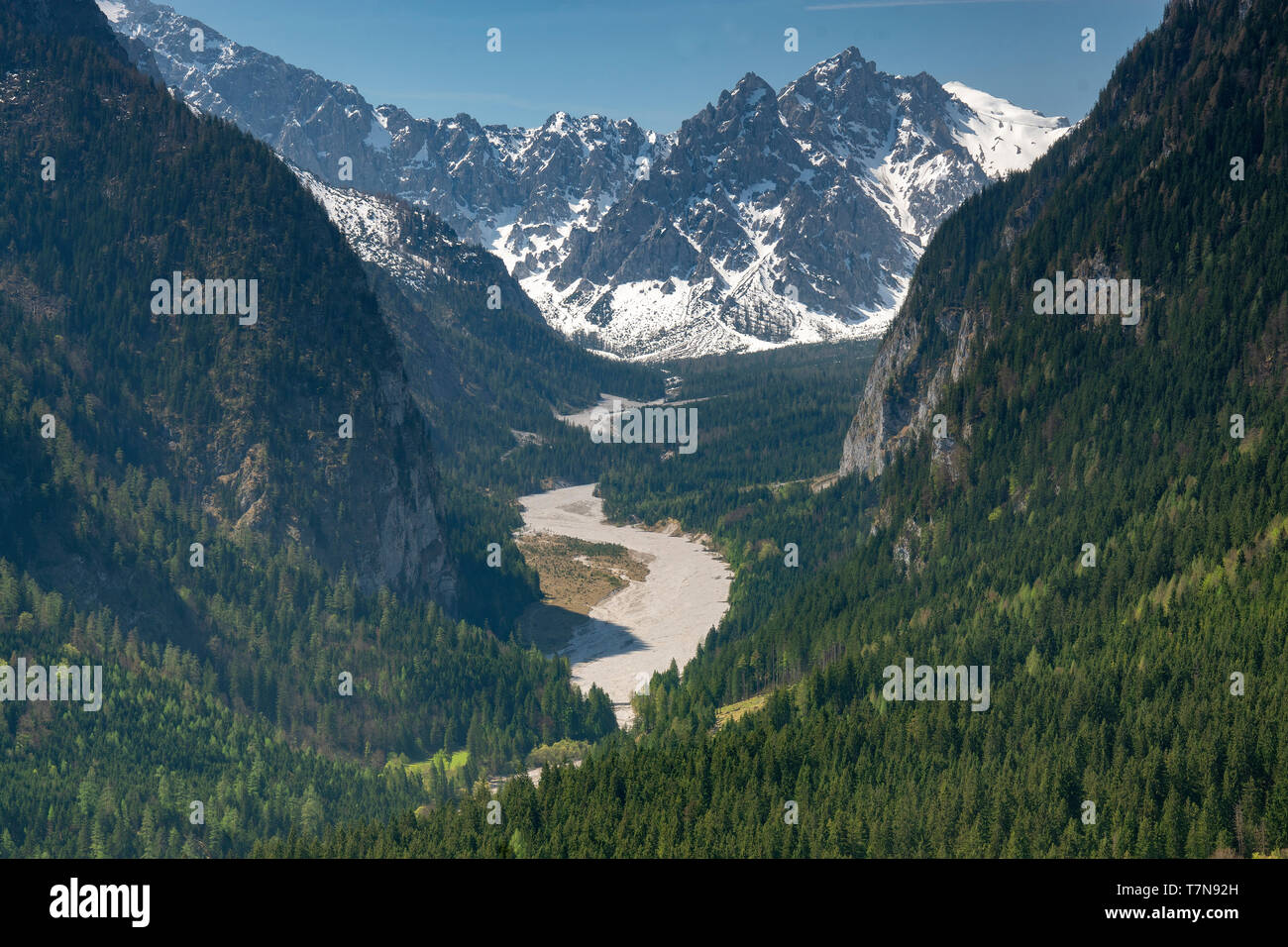 Rubble flow at Wimbachtal Valley at Berchtesgaden National Park with the Palfelhoerner, Hochkalter and Watzmann peaks in the background. Stock Photo