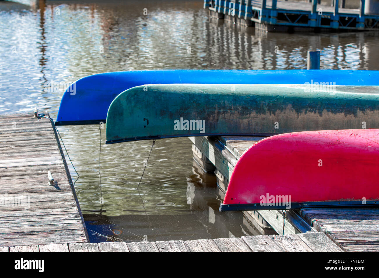 Upside down canoe hires stock photography and images Alamy