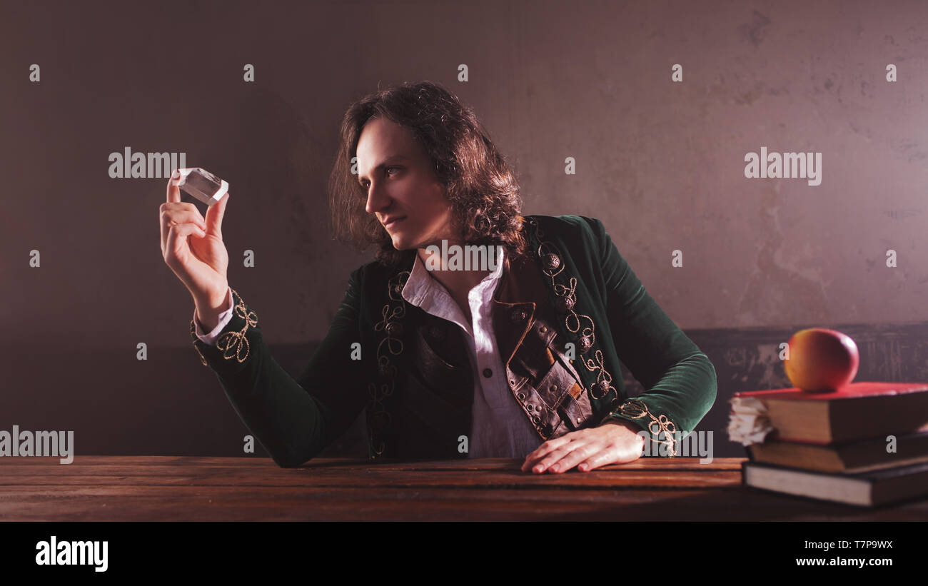 Sir isaac newton prism hires stock photography and images Alamy