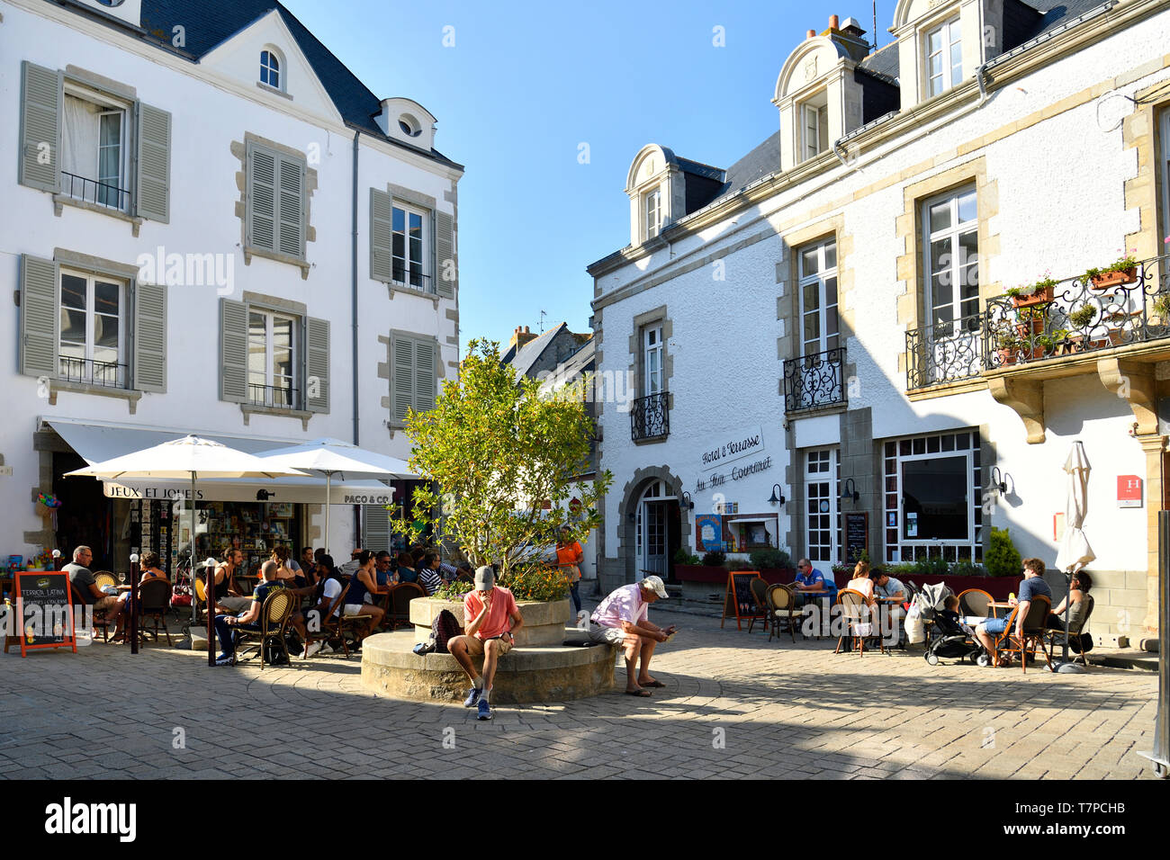 France, Loire-Atlantique, Guerande peninsula, Le Croisic, small street of the old city Stock Photo