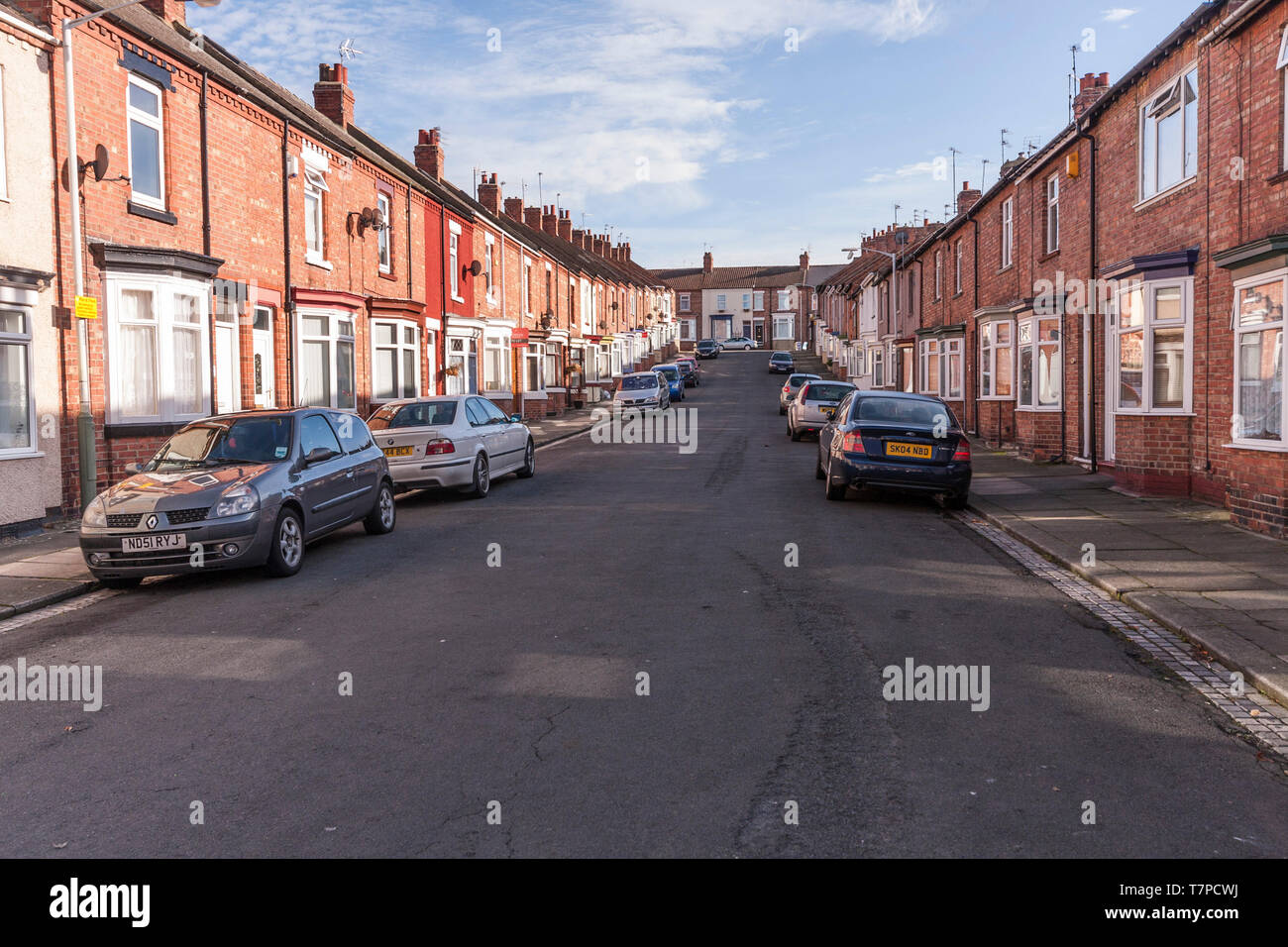 Terraced houses in Roslyn Street,Darlington,England,UK Stock Photo Alamy