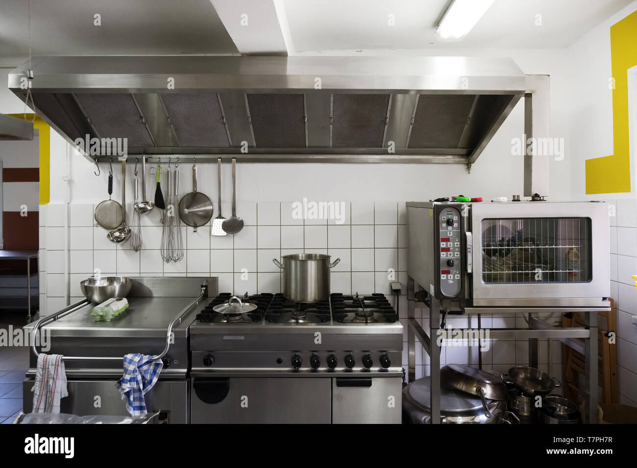 Grill Oven High Resolution Stock Photography And Images Alamy