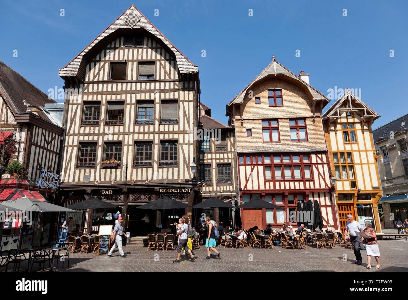 France, Aube, Troyes, street champeaux, half-timbered houses and tourist  office Stock Photo - Alamy
