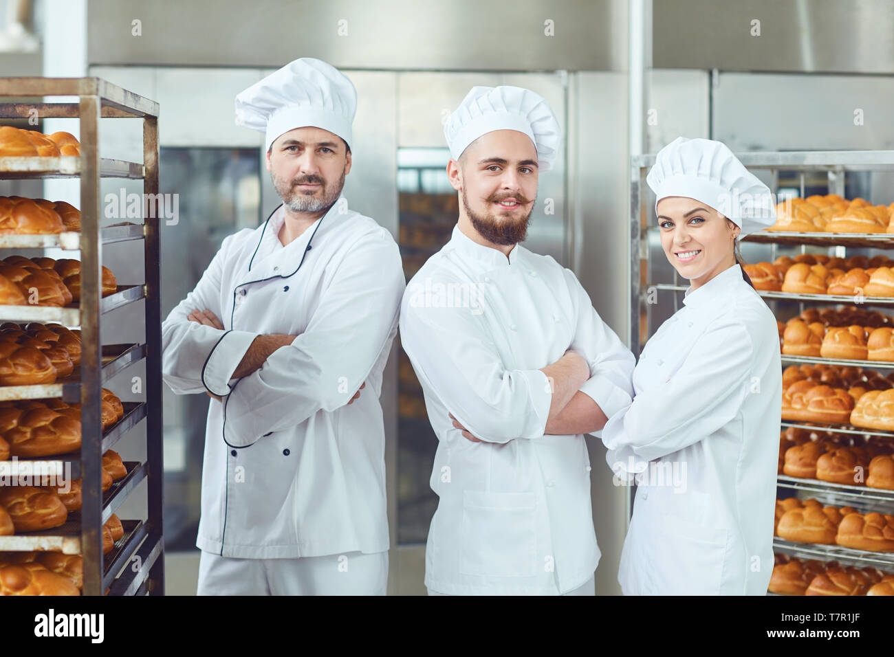 Bread bake bakery bakeshop hi res stock photography and images Alamy