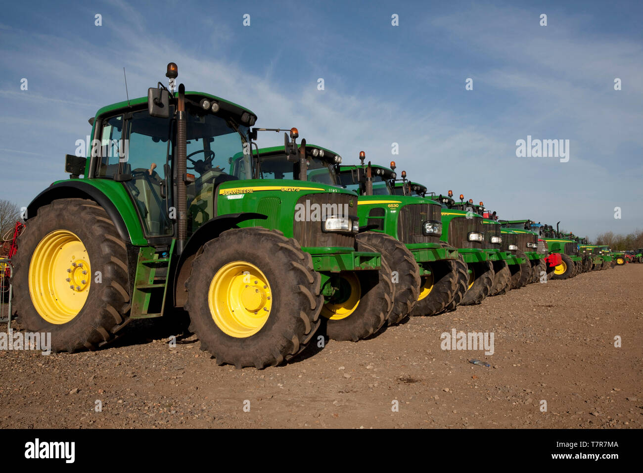 Tractors uk sale hi-res stock photography and images - Alamy