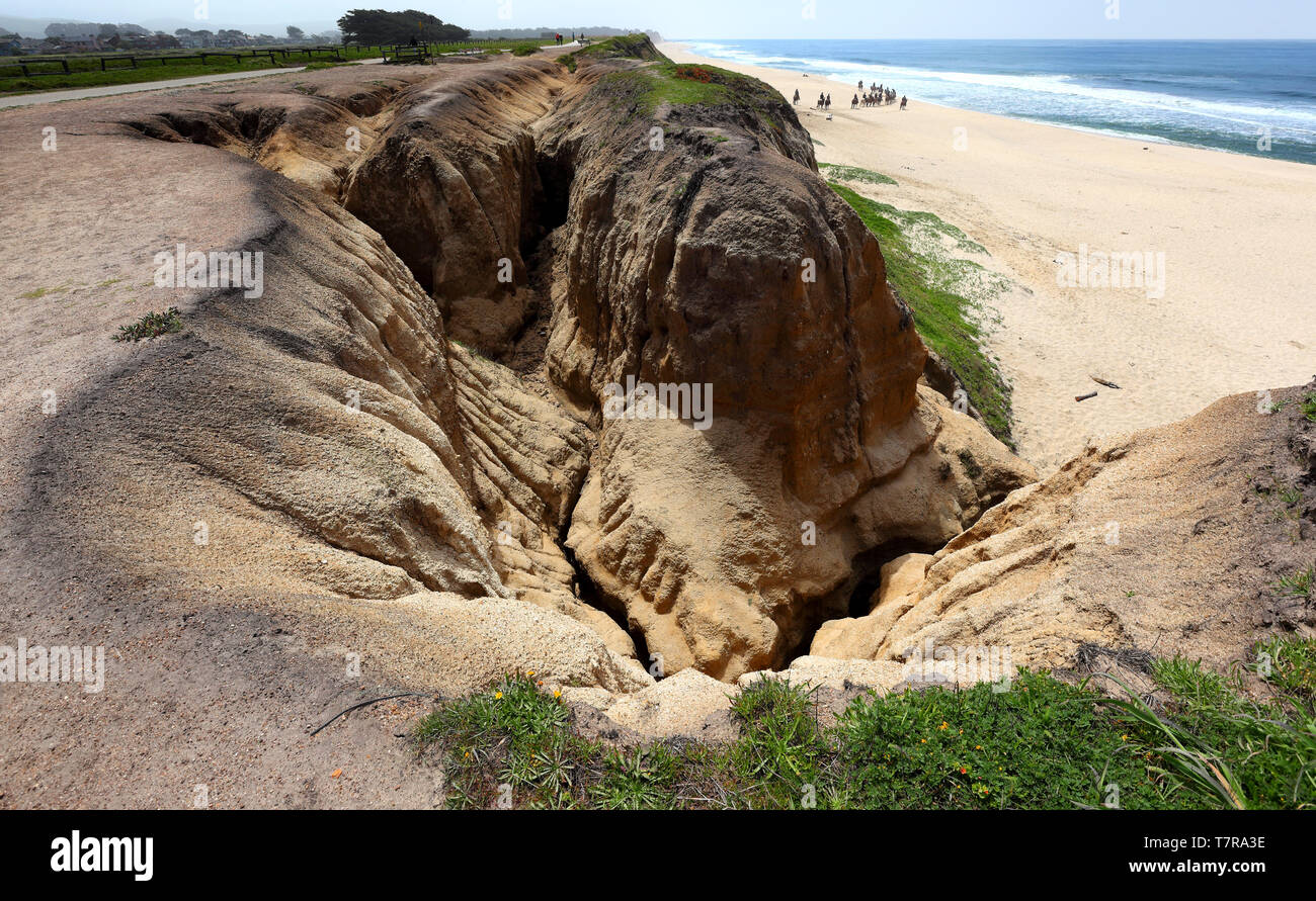 Land loss and soil erosion hi-res stock photography and images - Alamy