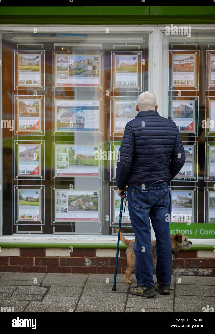 Halls estate agents hires stock photography and images Alamy
