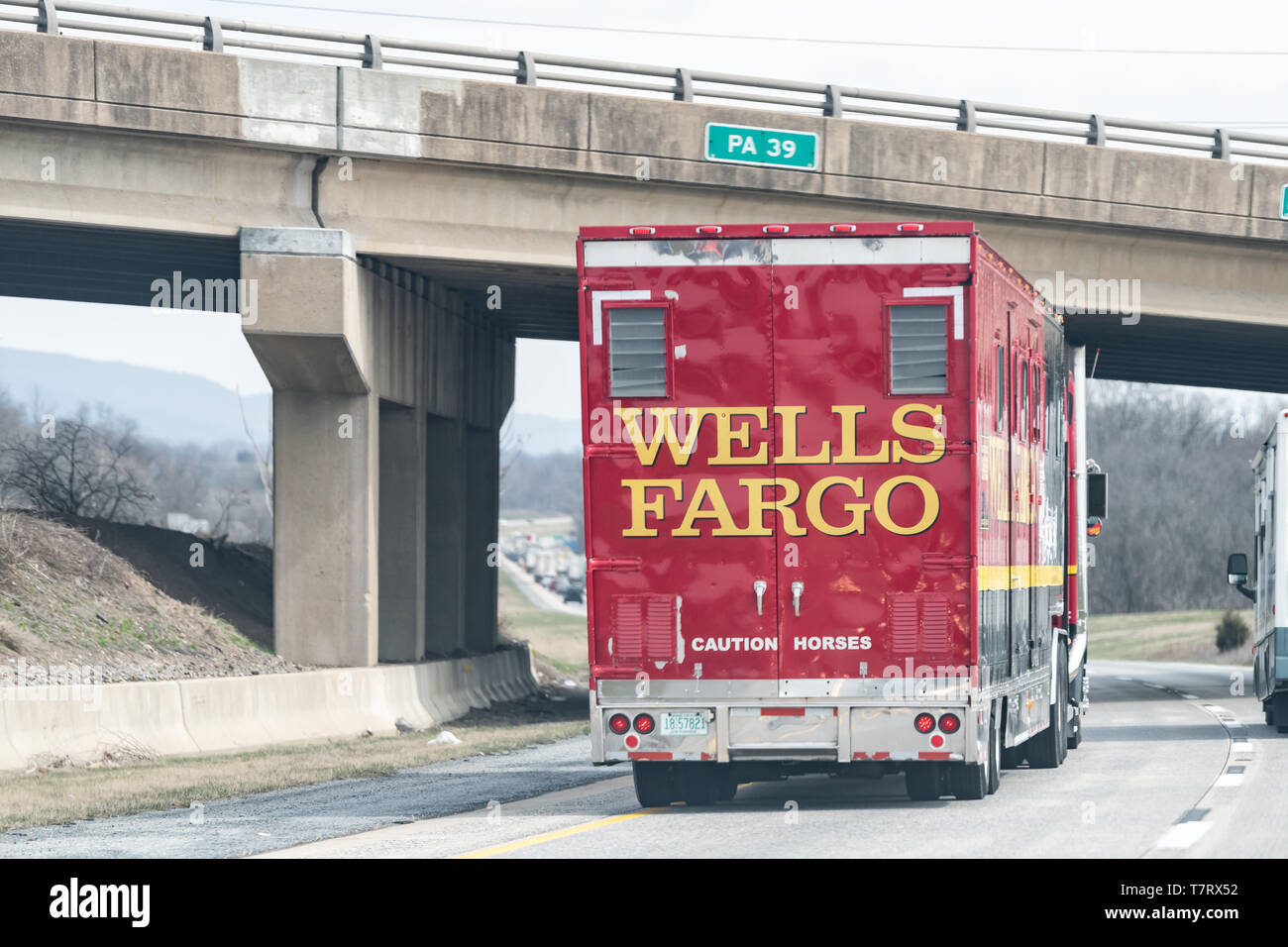 Wells fargo logo hires stock photography and images Alamy
