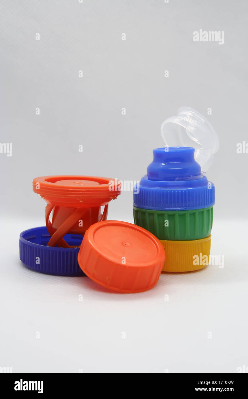 Plastic bottle plug. Plastic bottle cap. Various colors plastic cap ...