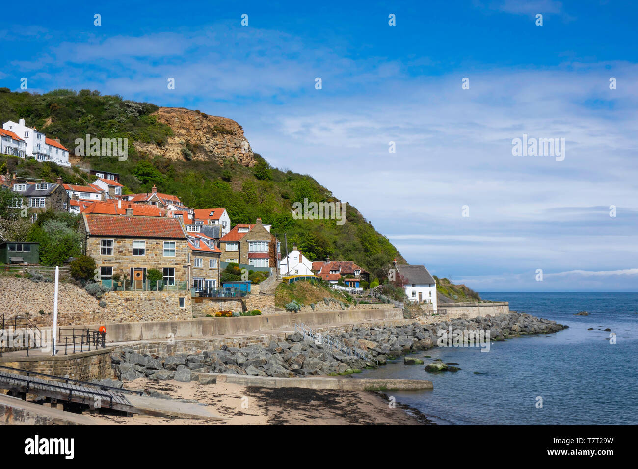 Yorkshire village houses hires stock photography and images Alamy