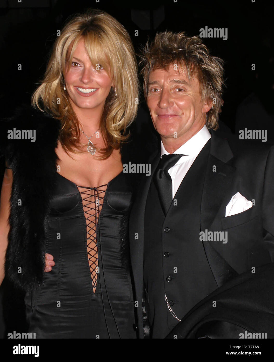 New York City, USA. 23rd Feb, 2003. ROD STEWART AND PENNY LANCASTER 02 ...