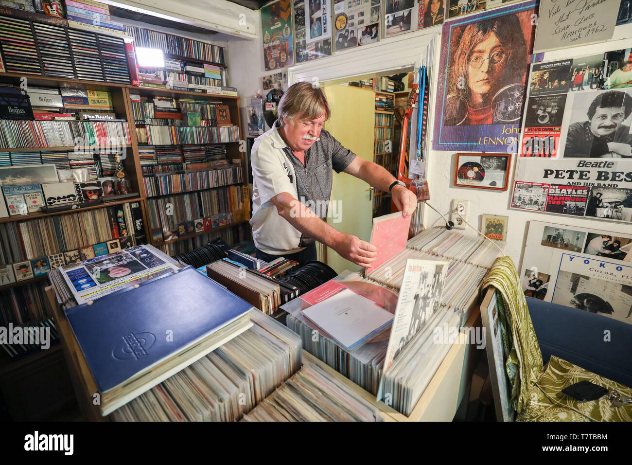 Beatles And Stones High Resolution Stock Photography and Images - Alamy