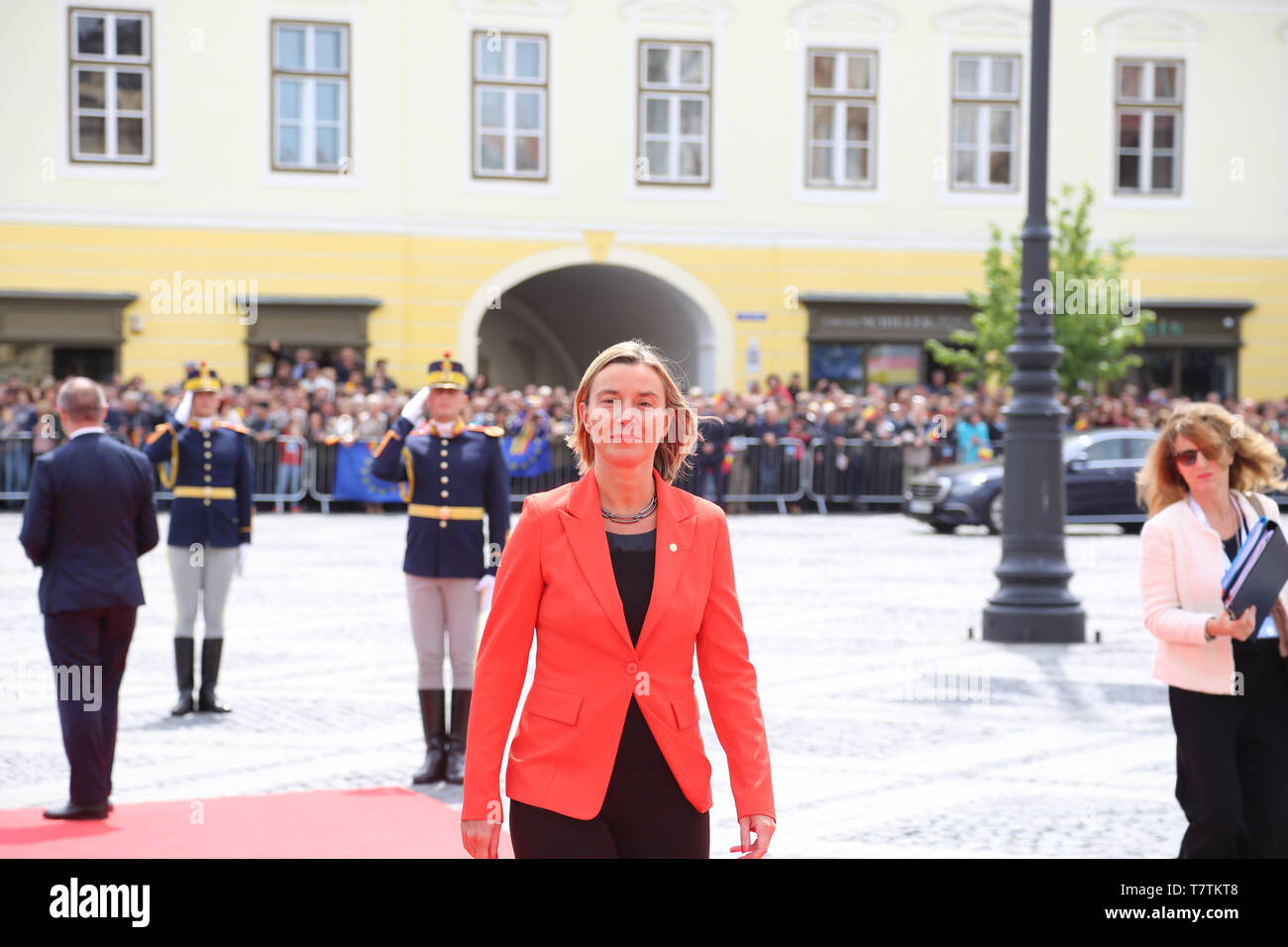 Sibiu, Romania. 9th May, 2019. High Representative of the European Union (EU) for Foreign Affairs and Security Policy Federica Mogherini arrives in the Grand Square in front of the Sibiu City Hall to attend the EU informal summit in Sibiu, Romania, May 9, 2019. The leaders of the EU member states on Thursday agreed on defending 'one Europe' and upholding the rules-based international order in their '10 commitments' declaration, made at an informal summit in Sibiu. Credit: Chen Jin/Xinhua/Alamy Live News Stock Photo