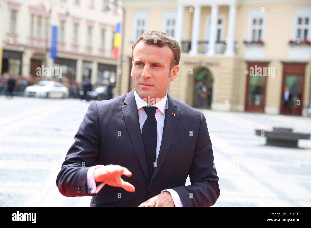 Sibiu, Romania. 9th May, 2019. French President Emmanuel Macron arrives in the Grand Square in front of the Sibiu City Hall to attend the European Union (EU) informal summit in Sibiu, Romania, May 9, 2019. The leaders of the EU member states on Thursday agreed on defending 'one Europe' and upholding the rules-based international order in their '10 commitments' declaration, made at an informal summit in Sibiu. Credit: Chen Jin/Xinhua/Alamy Live News Stock Photo
